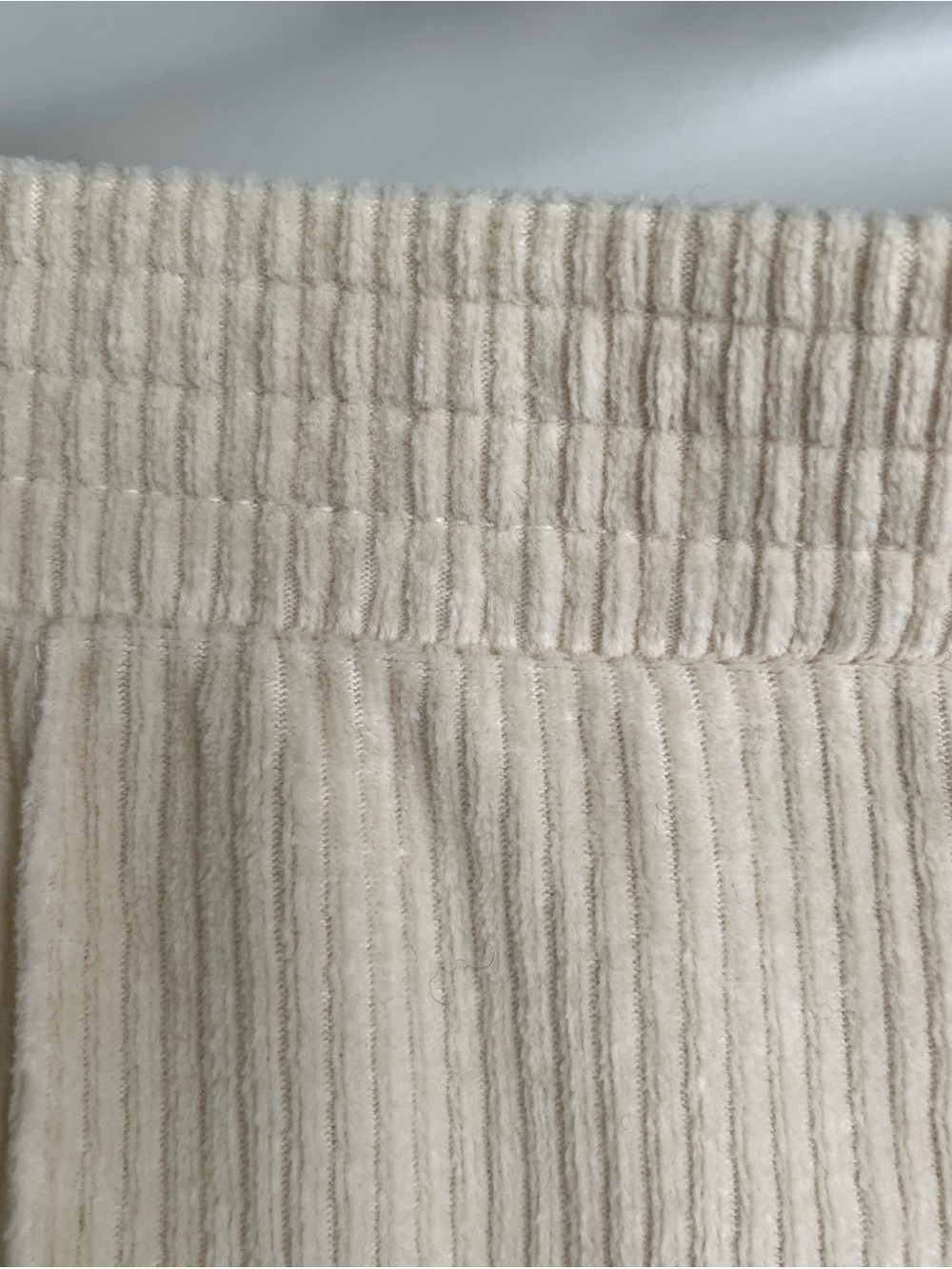 NWT Aerie Corduroy Ribbed Flare Pants Size Medium High Rise Cream Elastic Waist - Picture 3 of 14